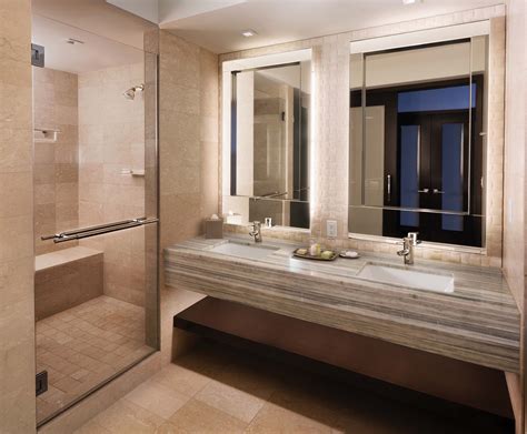 **Ownroom+bathroom in city** .